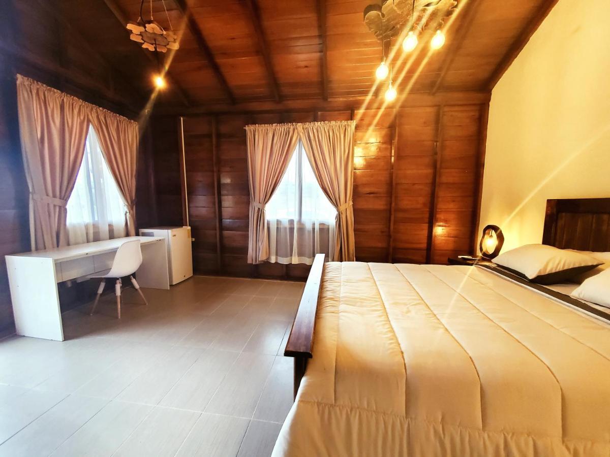 Casa Blanca Hortencia Sucua 外观 照片