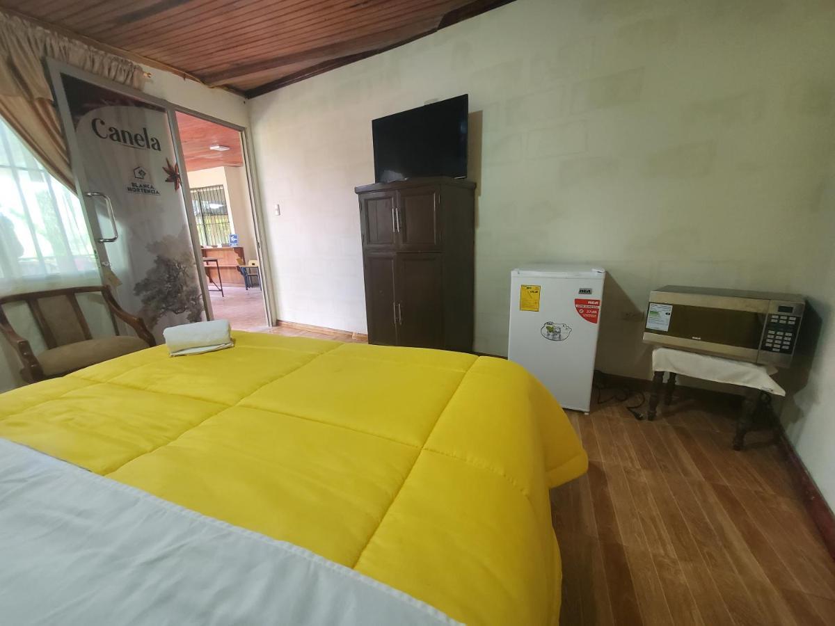 Casa Blanca Hortencia Sucua 外观 照片