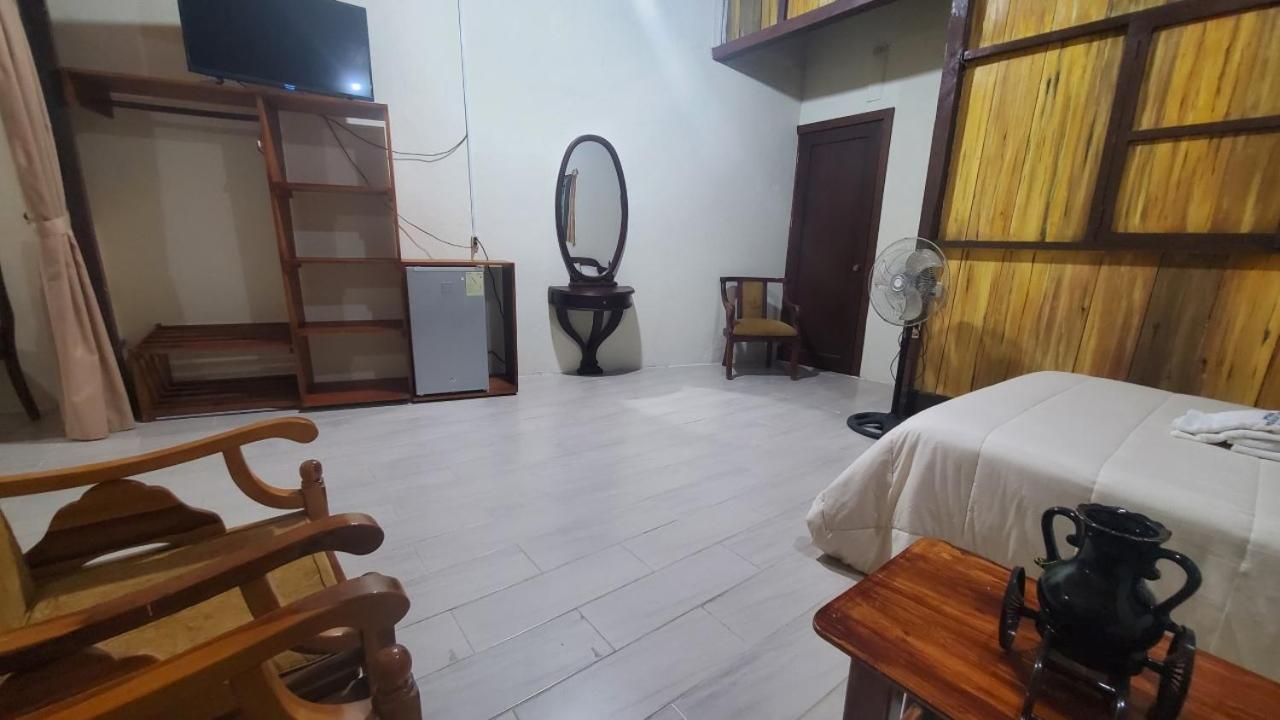 Casa Blanca Hortencia Sucua 外观 照片