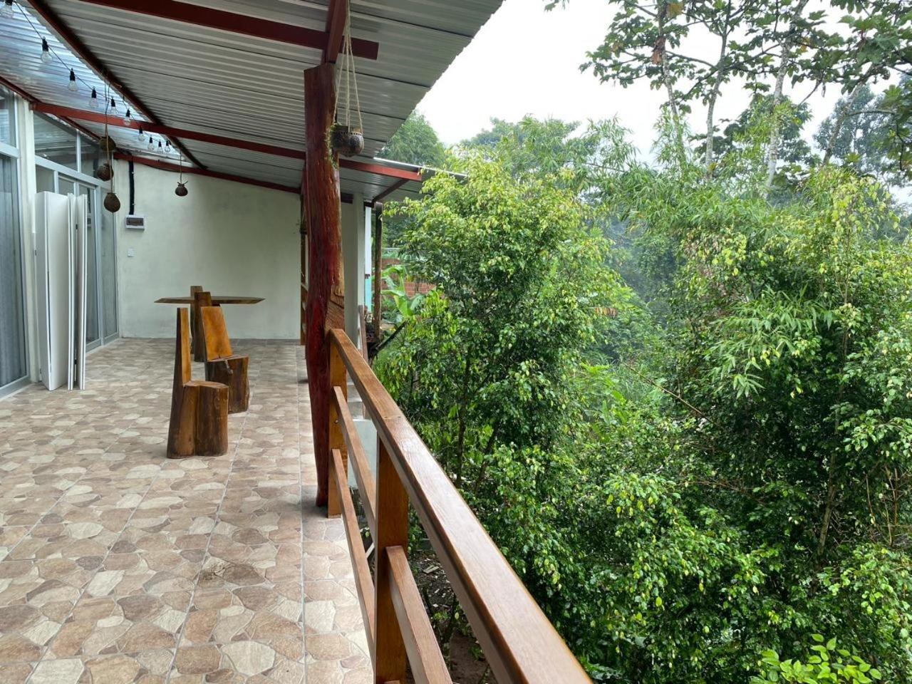 Casa Blanca Hortencia Sucua 外观 照片